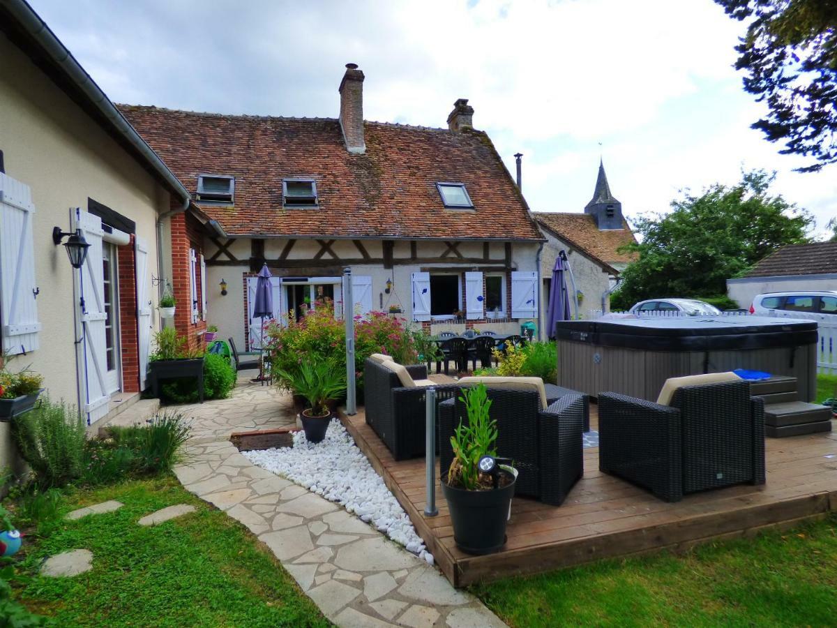 Chambres D'Hotes Les Muscaris Feins-en-Gatinais 외부 사진